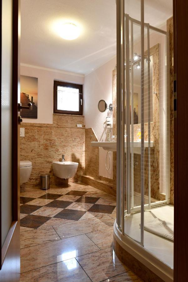 Landhotel Schwarzes Ross Steinsfeld Стая снимка